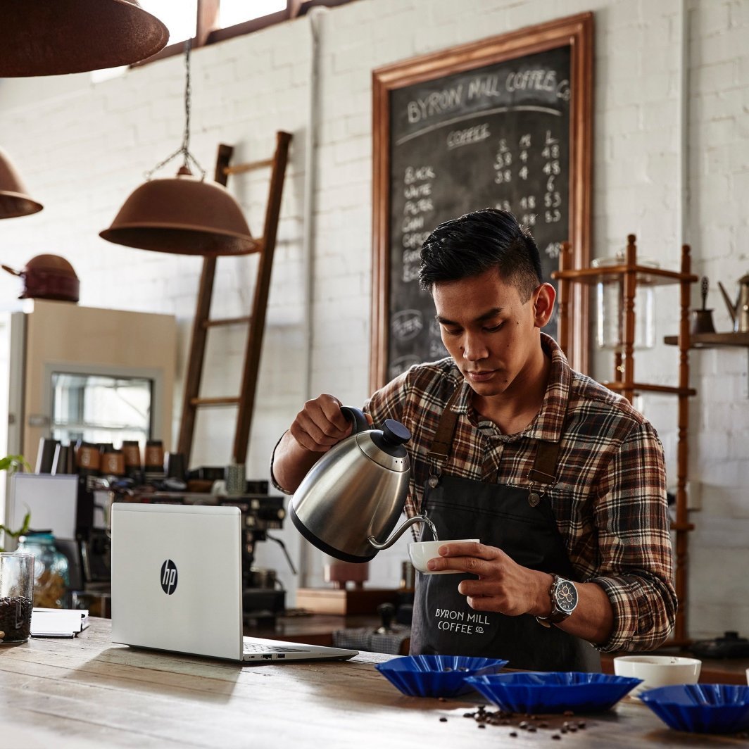 Laptop HP ProBook 445 G9, 14", AMD Ryzen 7 5825U, 8 GB RAM, 512 GB SSD, i argjendtë