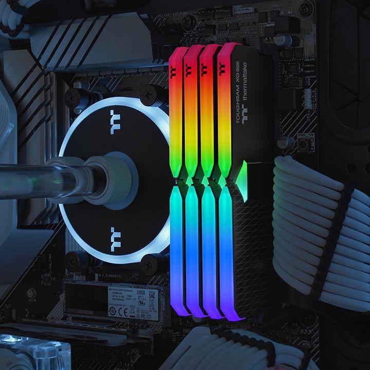 Memorie Thermaltake Toughram XG RGB, DDR4, 64 GB, 3600 MHz, CL18, R016R432GX2-3600C18A