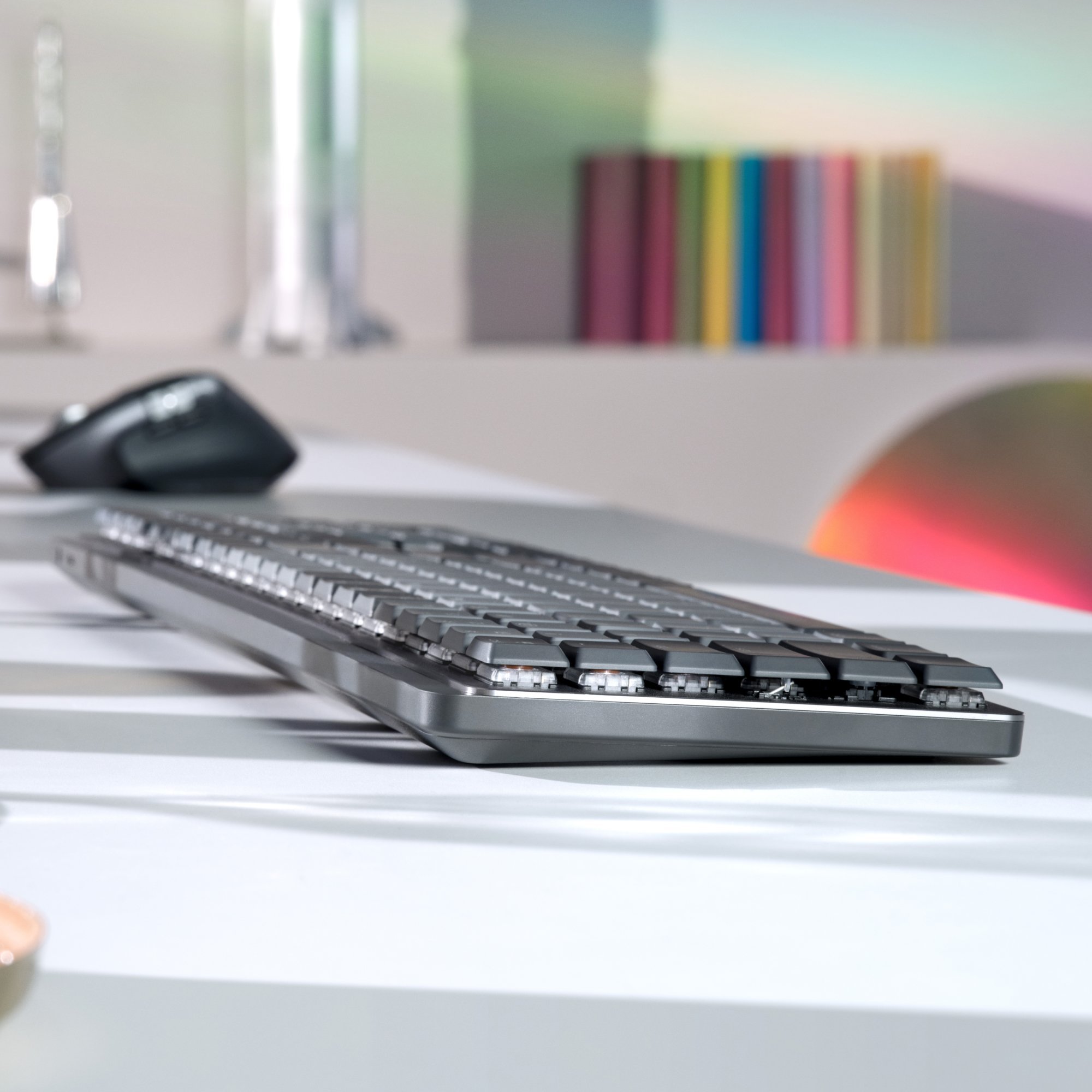 Tastierë Logitech MX Mechanical, wireless, ndriçim LED, grafit