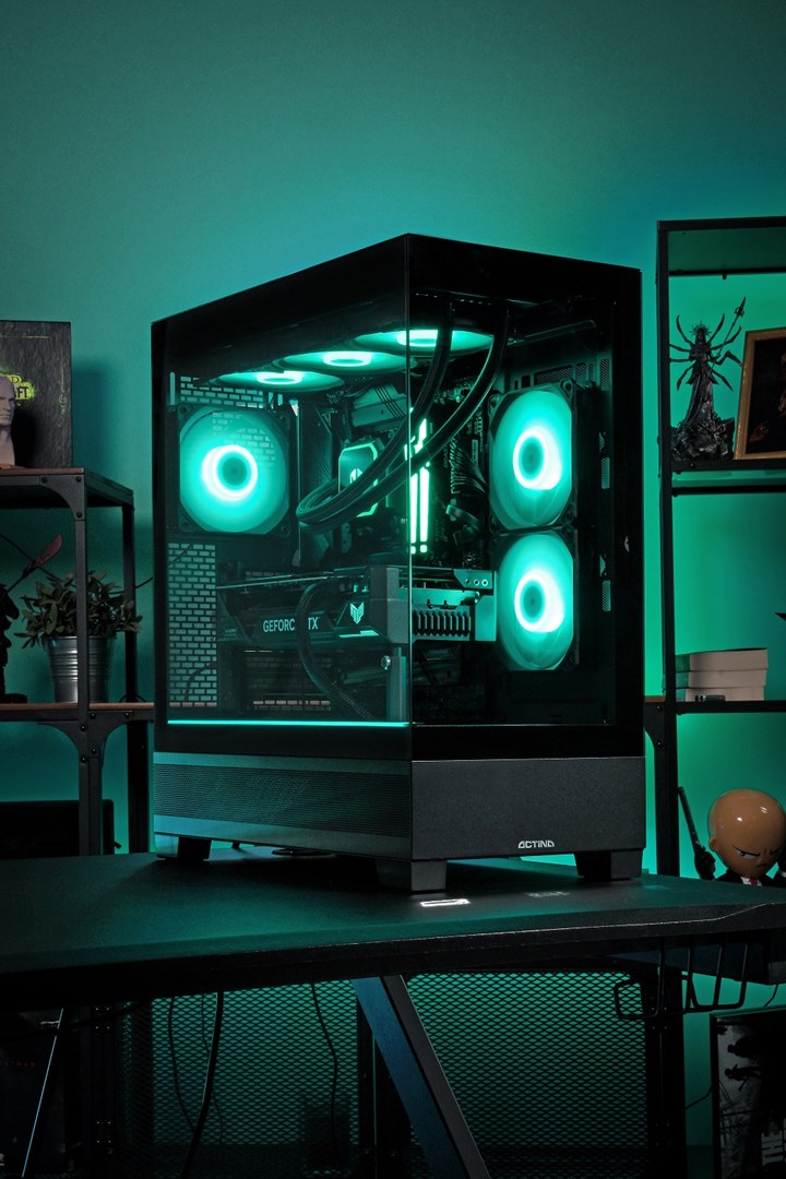 PC gaming Actina GameOn, AMD Ryzen 7 7800X3D, 32GB RAM, 1TB SSD, GeForce RTX 5070, i zi