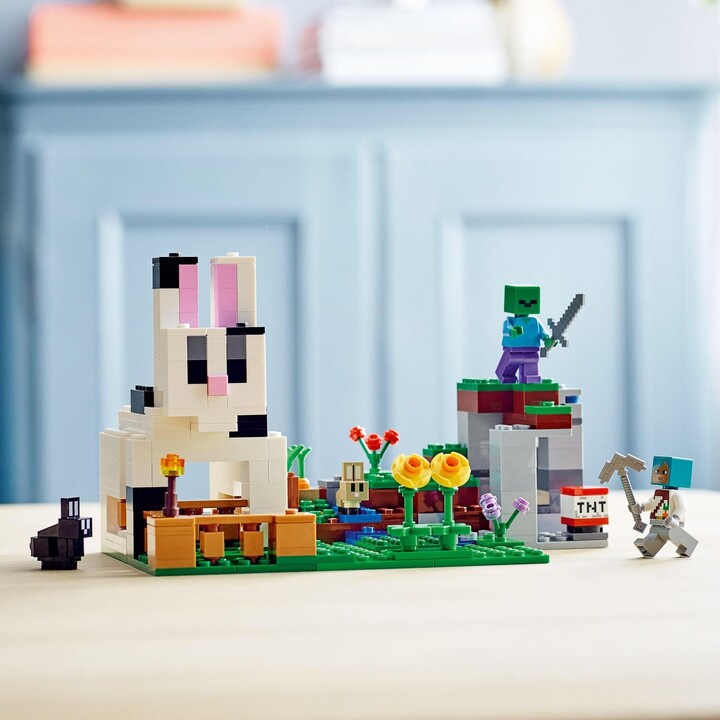 Set lodër LEGO Minecraft 21181 Rabbit Ranch, 340 pjesë