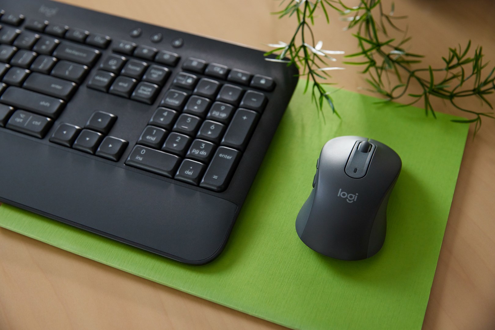 Set tastierë dhe maus MK650, Wireless, e hirtë
