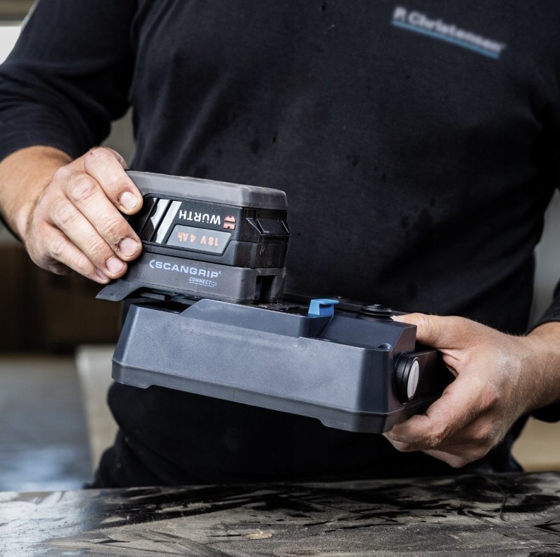 Prozhektor LED Scangrip Vega 2 Connect 03.6106C, 2000 lumens, pa bateri, i zi