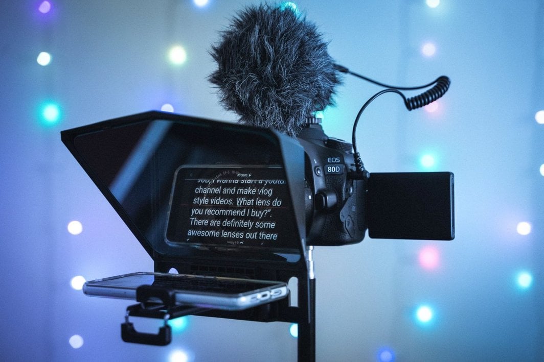 Teleprompter Newell Desview T2, i zi