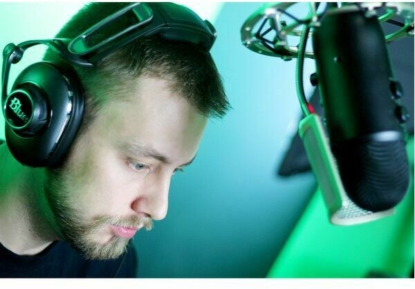 Mikrofon Blue Yeti, i argjendtë