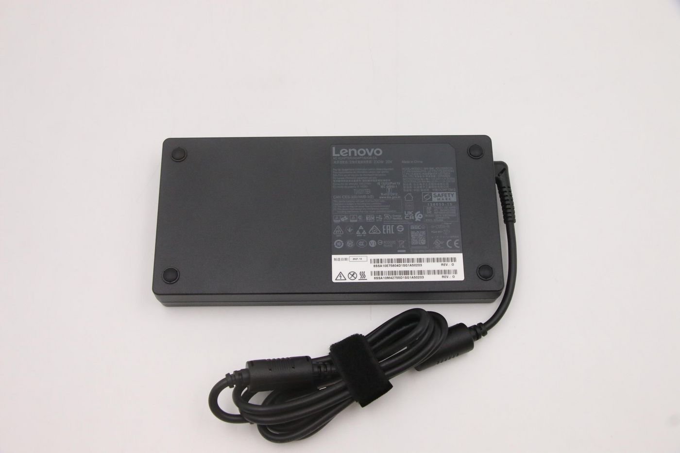 Karikues laptopi Lenovo 65W Travel AC Adapter, 65W, i zi