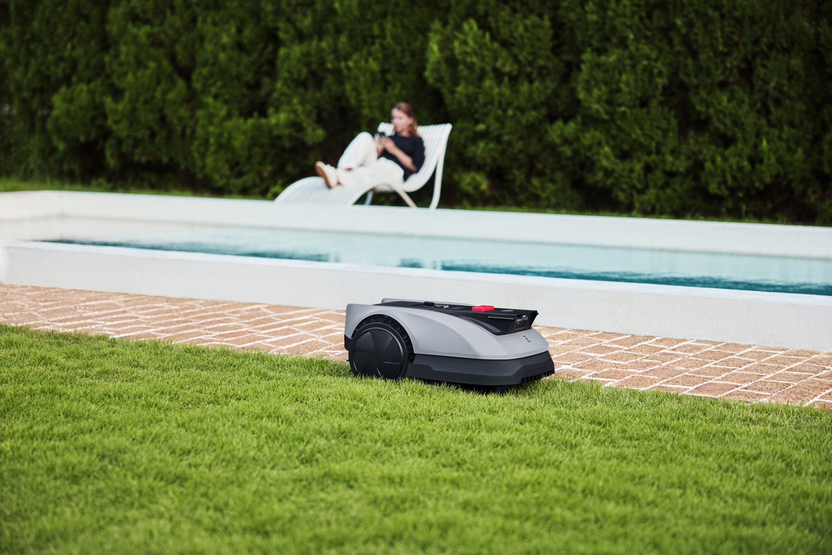 Robot kositës Ecovacs Goat O600 RTK, TrueMapping 2.0, IPX6, gri