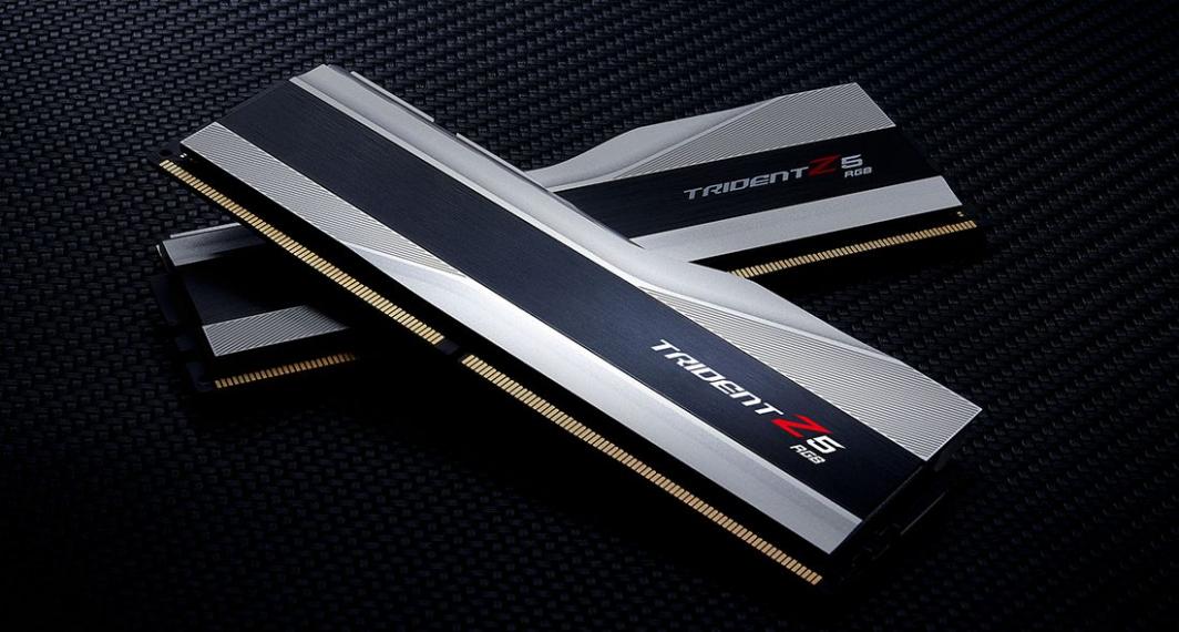 Memorie G.Skill Trident Z5 RGB, DDR5, 32 GB, 6000 MHz, CL36, F5-6000J3636F16GX2- TZ5RS