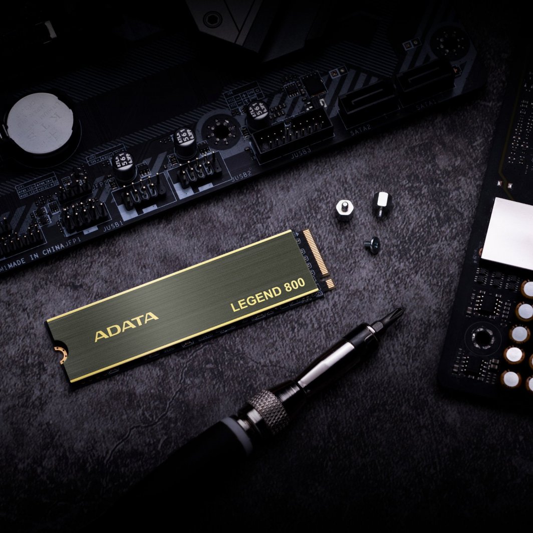 [OUTLET] Disk SSD ADATA Legend 800, 500GB, M.2 2280 PCI-E x4 Gen4 NVMe