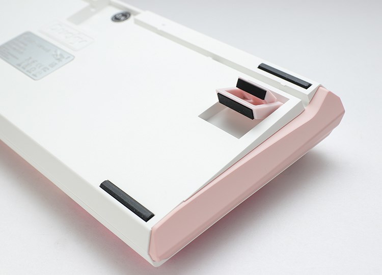 Tastierë lojërash Ducky One 3 Gossamer TKL, Cherry MX Brown, rozë/e argjendtë