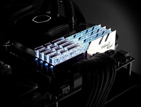 Memorie G.Skill Trident Z Royal, DDR4, 32 GB, 3600 MHz, CL16, F4-3600C16D-32GTRSC