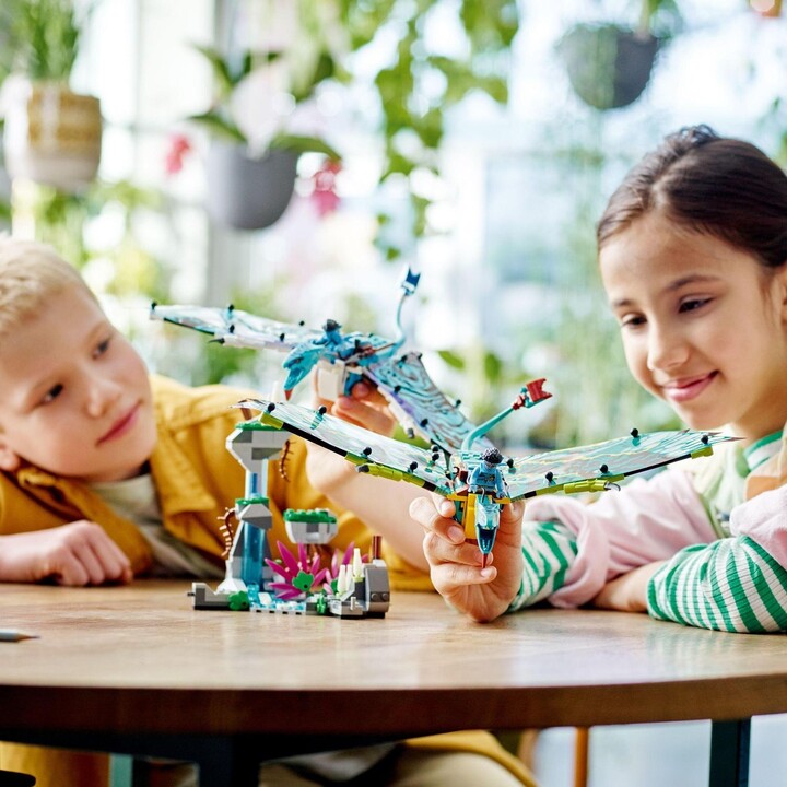 Set LEGO® Avatar 75572 Jake and Neytiri: The first flight of the banshee, 572 pjesë