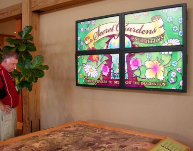 Mbajtëse muri për TV Ergotron WM, 65", e argjendtë