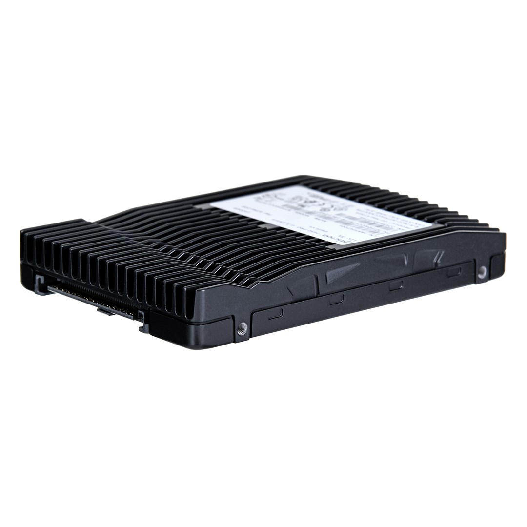 Disk SSD Micron 7450 PRO, 1.92TB, U.3, NVMe PCIe 4.0, e zezë