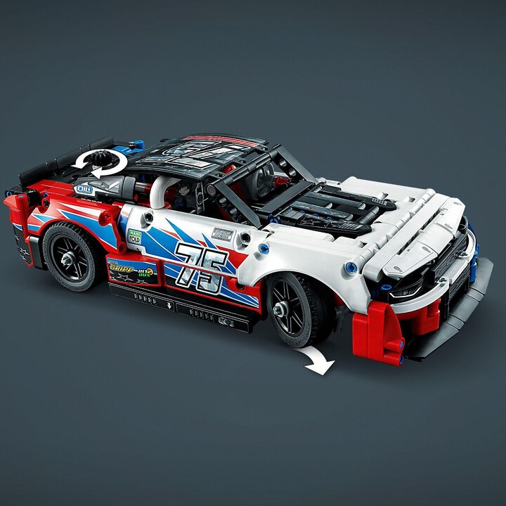 Set LEGO® Technic 42153 NASCAR® Next Gen Chevrolet Camaro ZL1, 672 pjesë