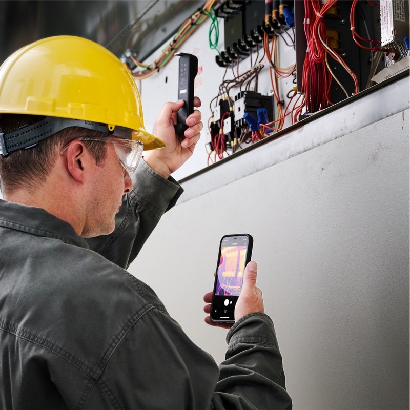 Kamerë termike FLIR ONE Edge Pro 11002-0201, pa tela, -20°C deri 400°C, e zezë