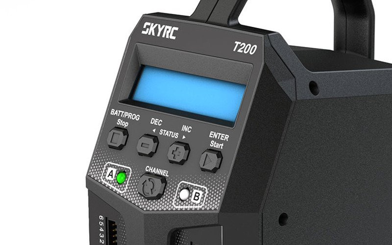Karikues modeli SKYRC T200, 12 A, ekran grafik, i zi