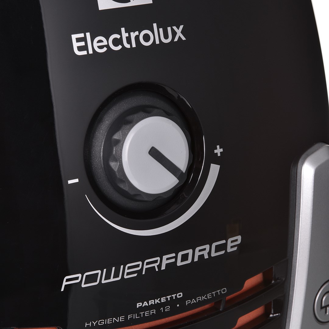 Fshesë me thithje Electrolux EPF63EB S, me qese 3.5L, 700W, e zezë