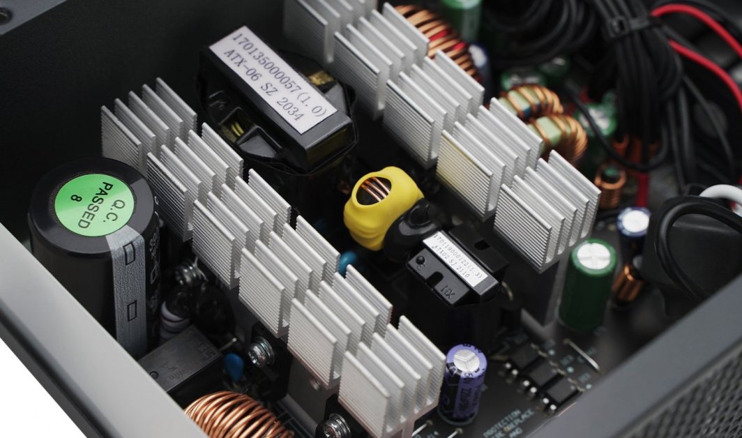 Burim energjie Deepcool PF700 R-PF700D-HA0B-EU ATX, 700W