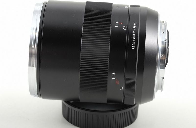 Objektiv Zeiss Makro Planar ZE 100mm f/2, manual fokus, për Canon EOS