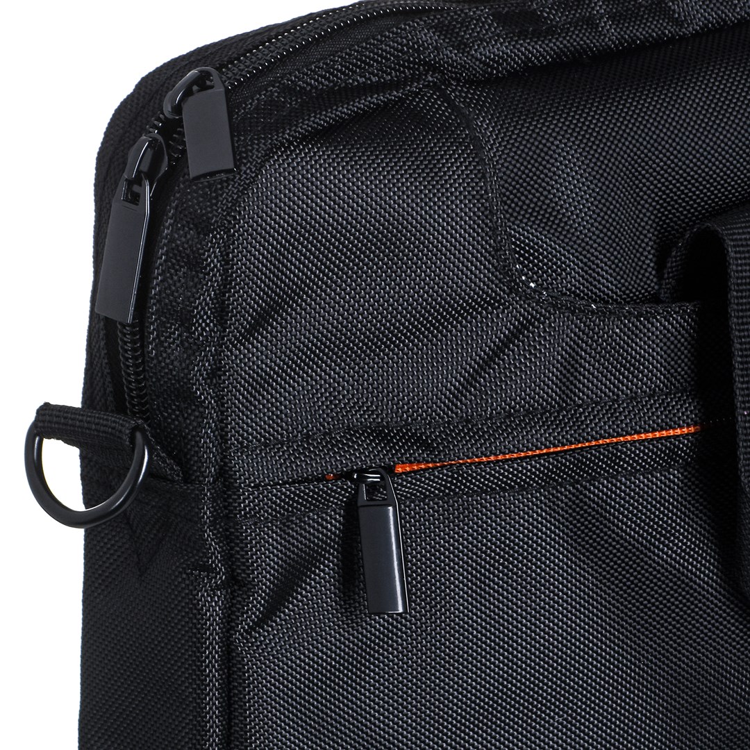 Çantë dore për laptop RivaCase 8033, 15.6", e zezë