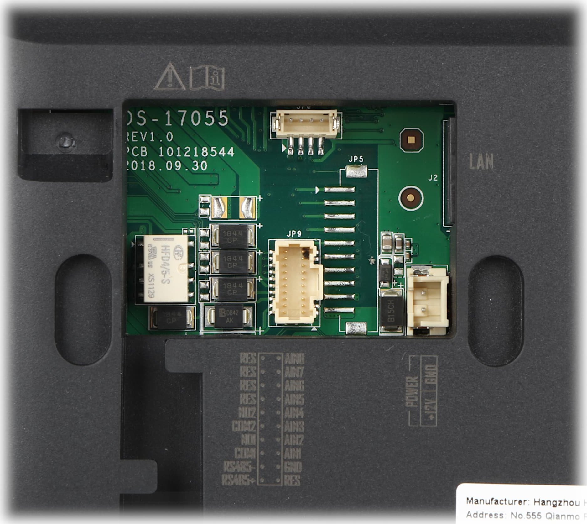 Komplet video interkom IP Hikvision DS-KIS604-SC, kamerë 2MP, ekran 7", gri