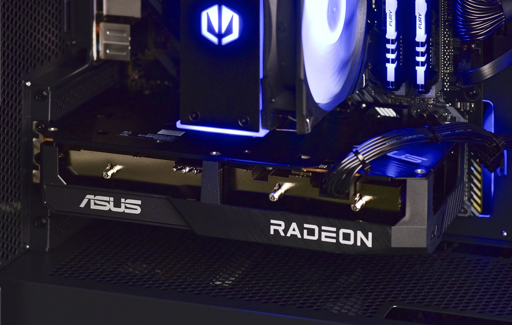 Kompjuter Actina, AMD Ryzen 5 5600, 16GB RAM, 1TB SSD, AMD Radeon RX 7600, i zi