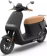 Електричен скутер Segway E125S, 45 km/h, до 140 km автономија, црн