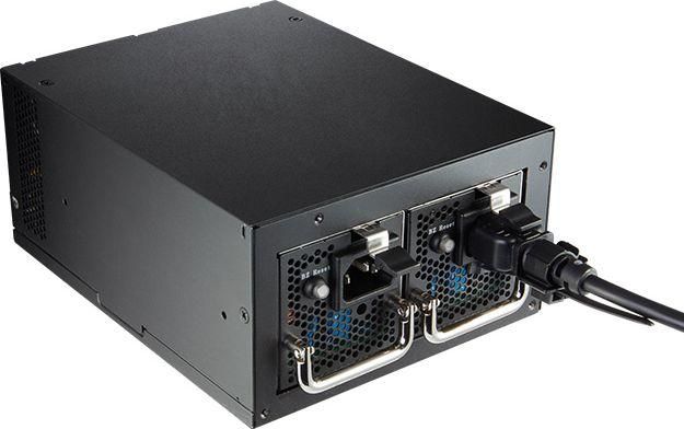 Реаген редундантен напојувач FSP Fortron Twins PRO 700W, ATX PS2, модуларен hot swappable, црн