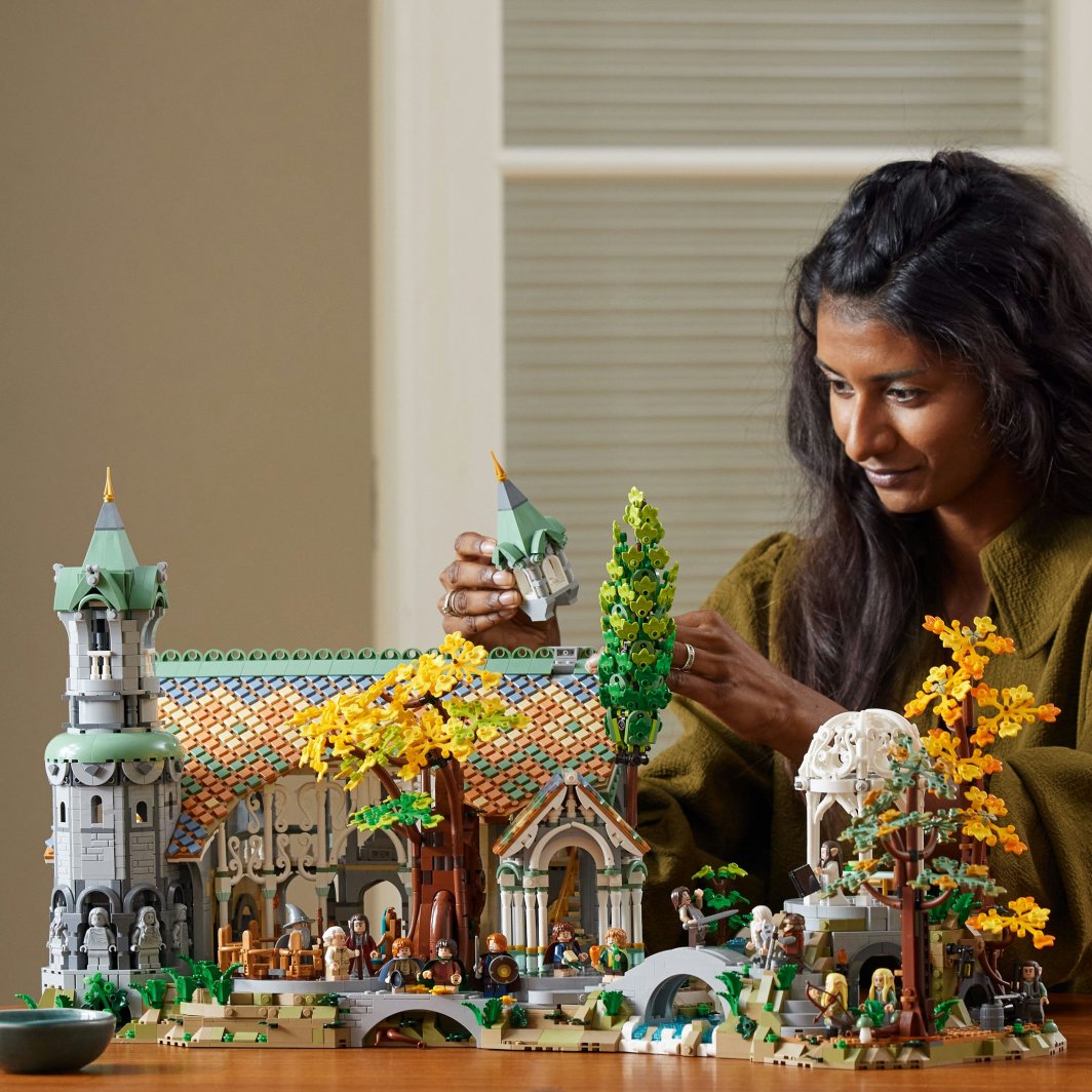 Set LEGO® Icons 10316 The Lord of the Rings: Rivendell, 6167 pjesë