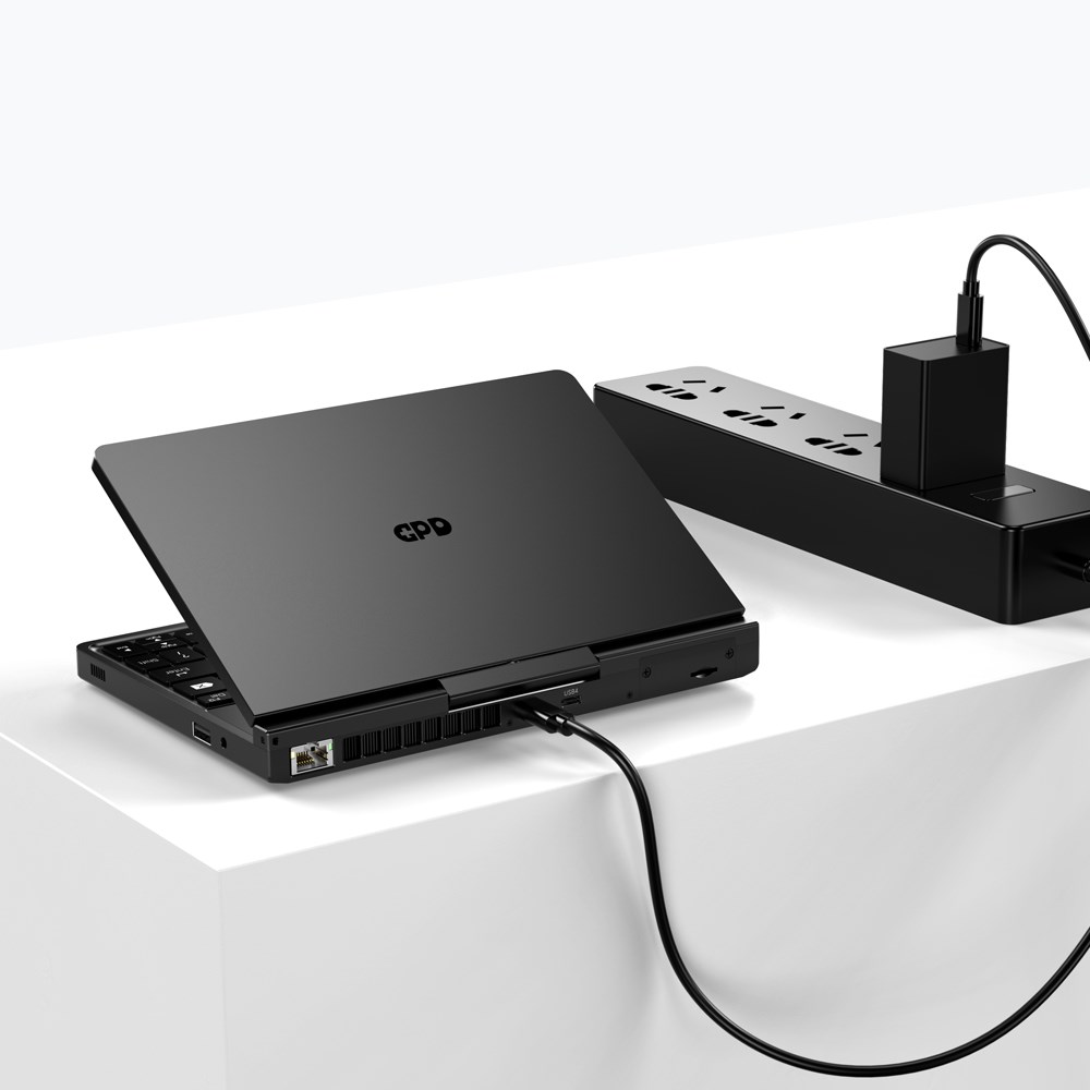 Laptop mini GPD Pocket 4, 8" WQXGA, Ryzen 7 8840U, Touchscreen, 144Hz IPS, 16GB, SSD 1TB, Radeon 780M 3GB, i hirtë