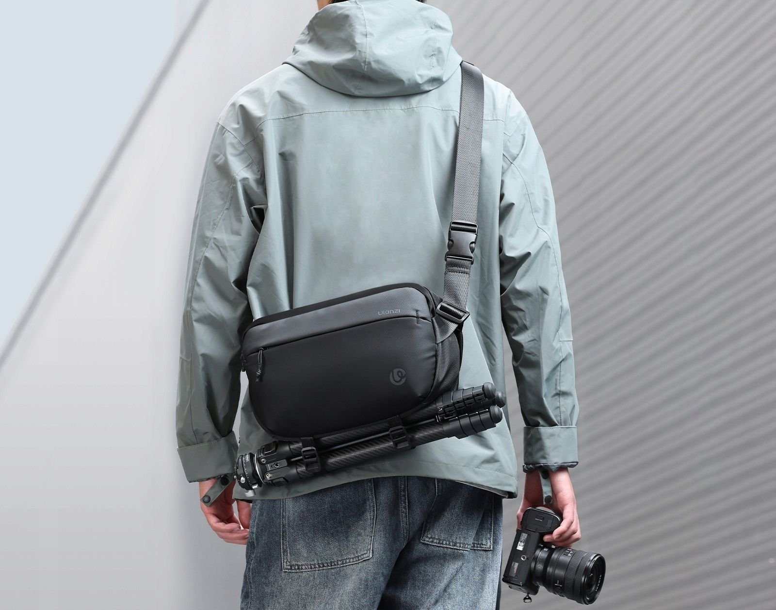 Çantë shpine për kamera Ulanzi PB038 Travel Sling Bag V2, 10L, e zezë