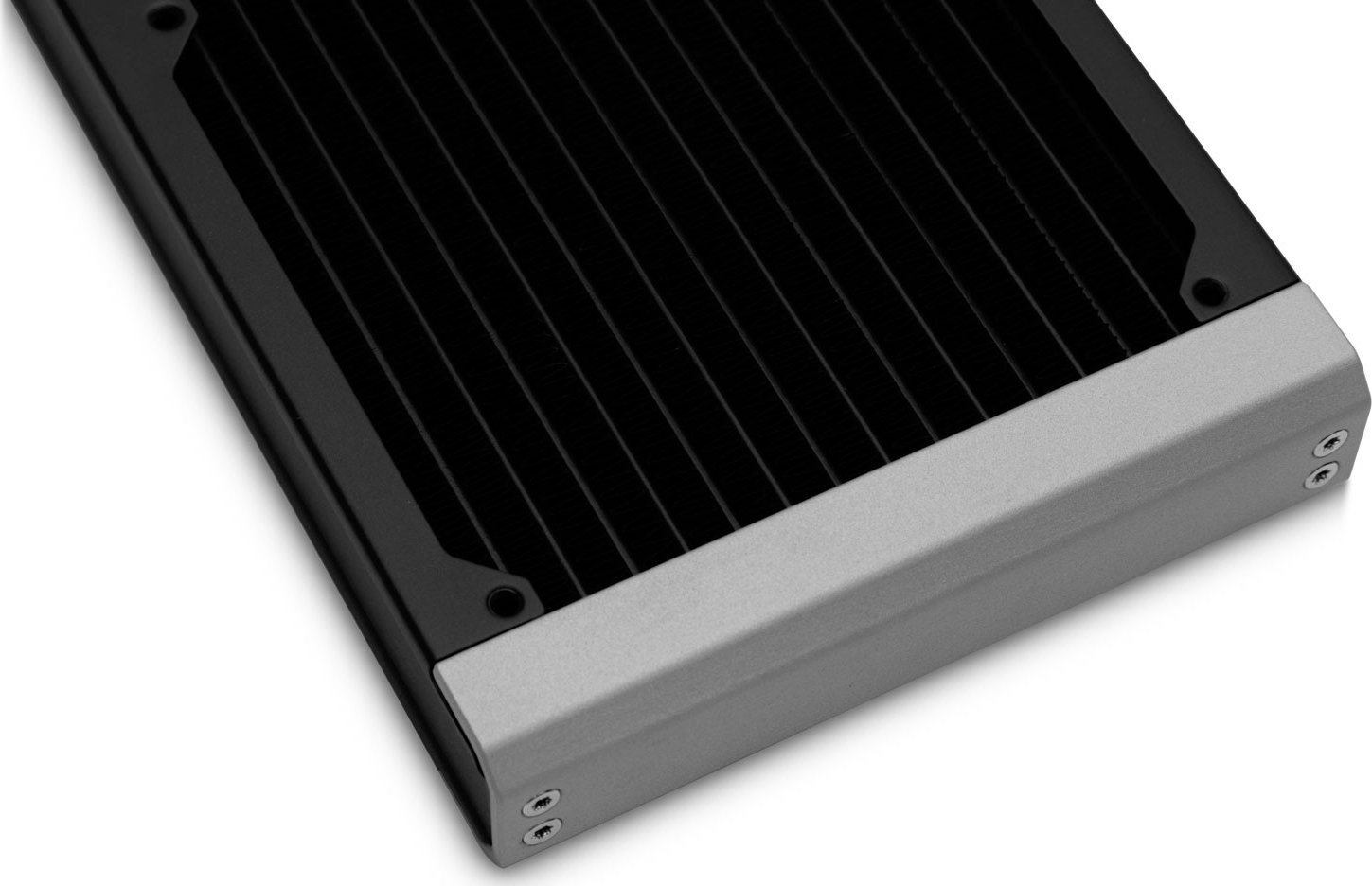 Radiator për ftohje uji EK Water Blocks EK Quantum Surface S120, 120mm, i zi