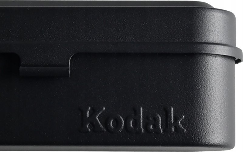 Kuti filmi Kodak Film Case, për 5 filma 35mm, metal, e zezë