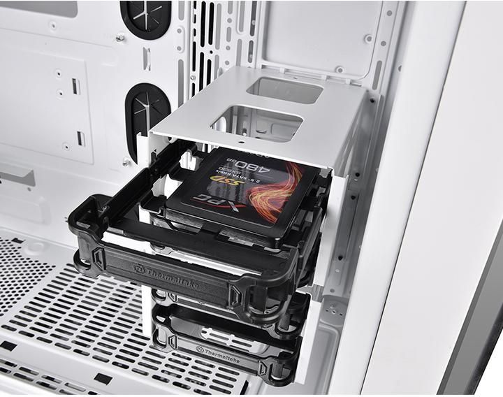 Kasë Thermaltake View 71 TG Snow Edition, Full Tower