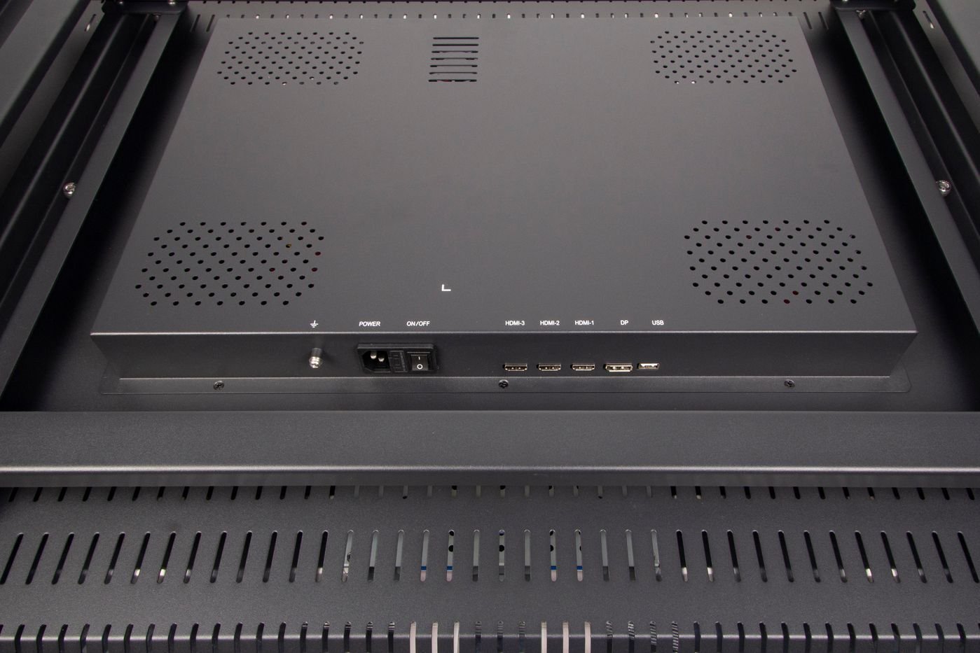 Monitor profesional Ernitec 55", 4K UHD, 3000 nits, për ambiente të brendshme