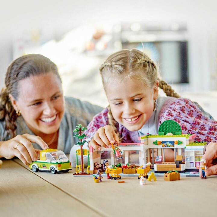 Играчка LEGO® Friends 41729 Organic Food Shop, 831 прч