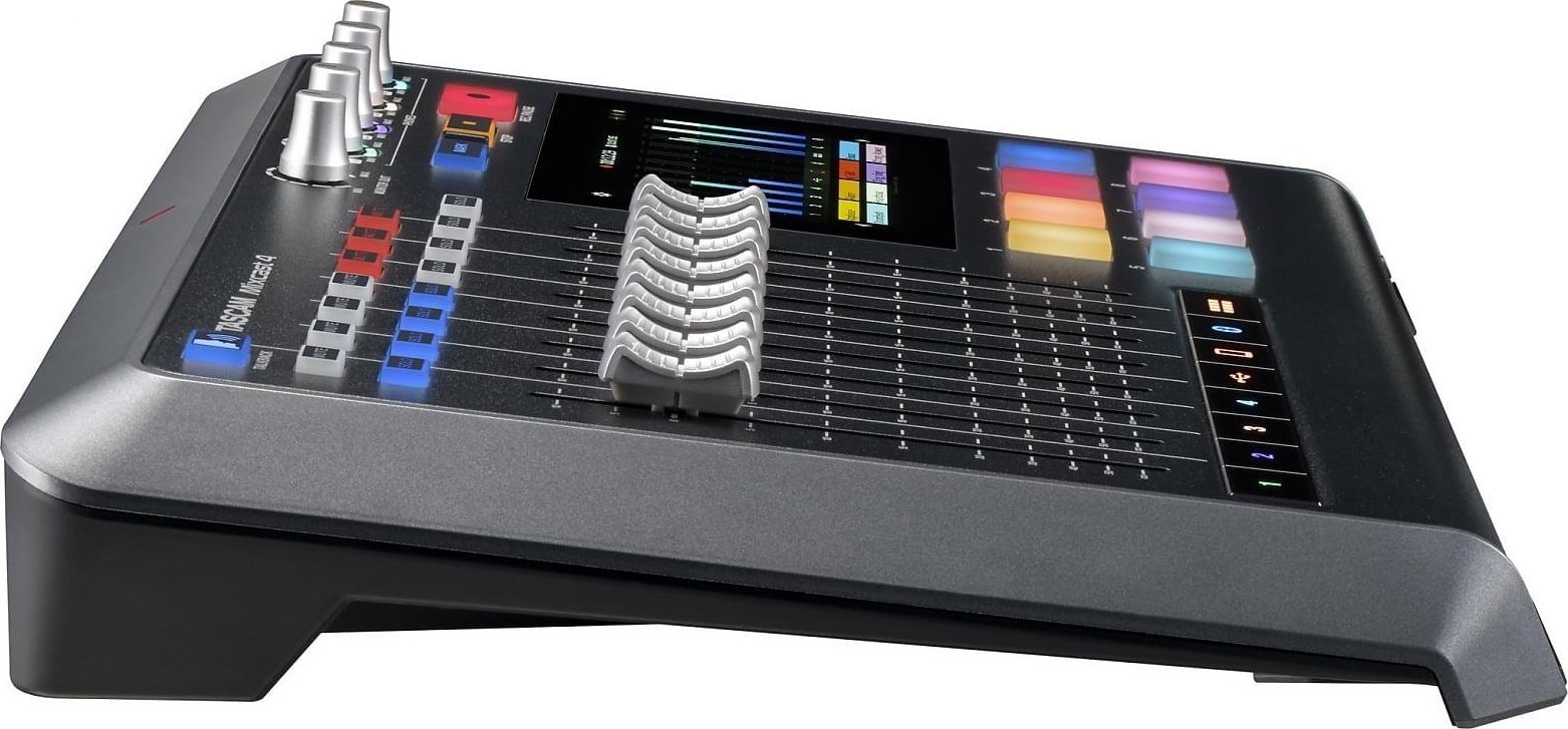 Mixer audio Tascam Mixcast 4, 4 kanale, ekran me prekje, i zi