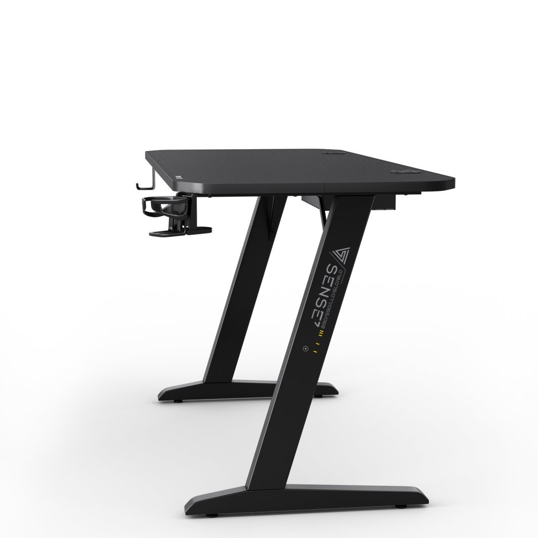 Tavolinë SENSE7 Nomad Cybernetic, 140cm x 60cm, e zezë