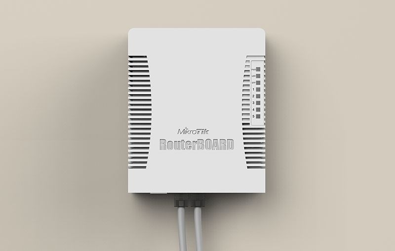 Router MikroTik RB960PGS hEX PoE, 5x Gigabit, PoE out, i bardhë