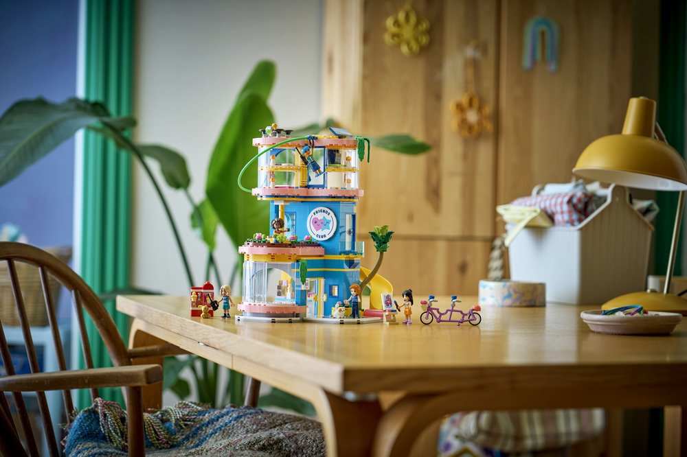 Set LEGO Heartlake City Clubhouse 42689, set ndërtimi, për fëmijë, shumëngjyrësh