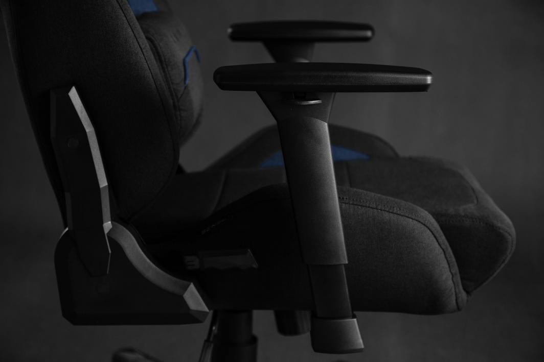 Karrige SENSE7 Sentinel, e zezë/kaltër