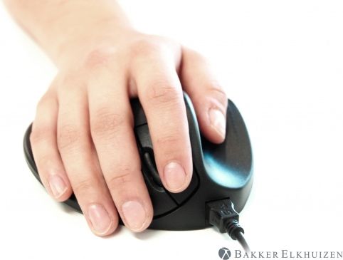 Mouse ergonomik BakkerElkhuizen HandShoeMouse, për dorën e djathtë, madhësia Medium, USB, i zi