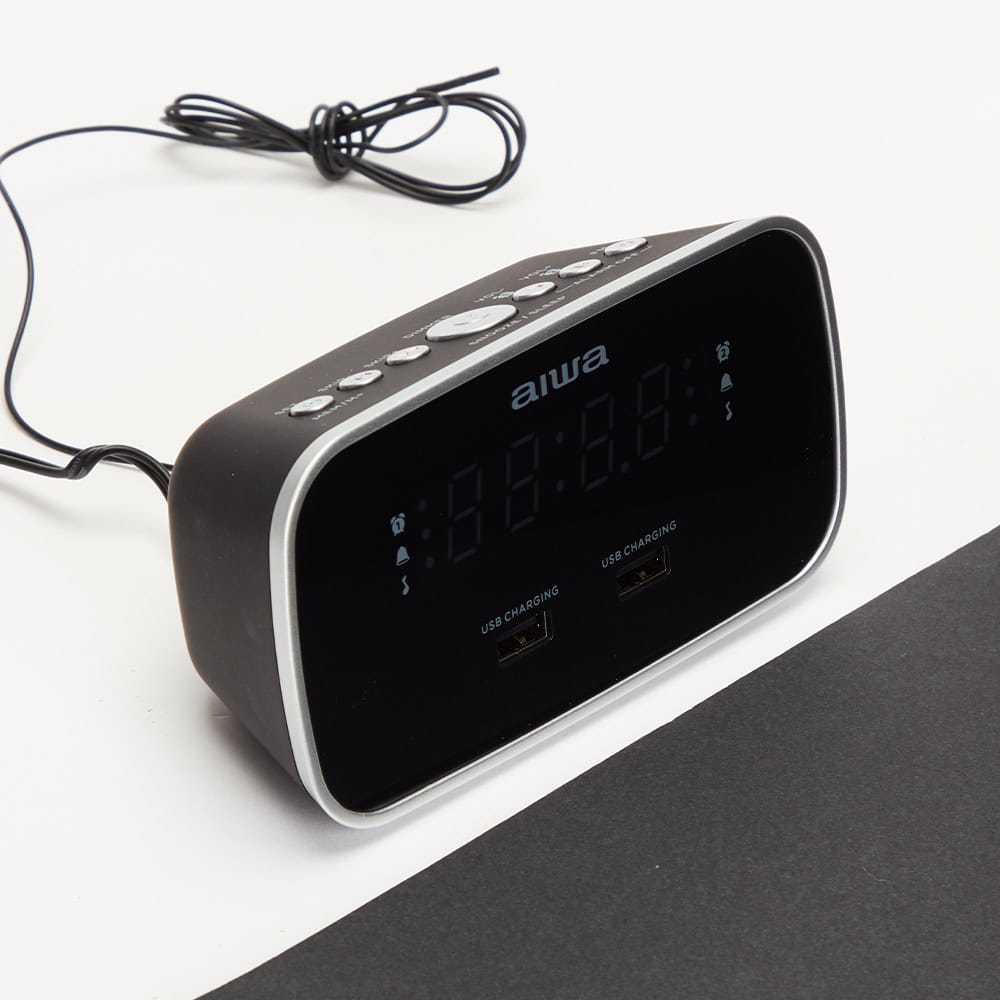 Orë Zgjuese me Radio FM, Dy Alarme dhe Mbushes USB AIWA CRU-19BK