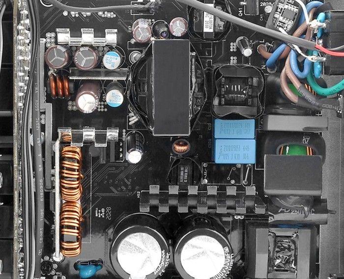 Burim energjie për kompjuter Thermaltake ToughPower GF2 ARGB, 650 W