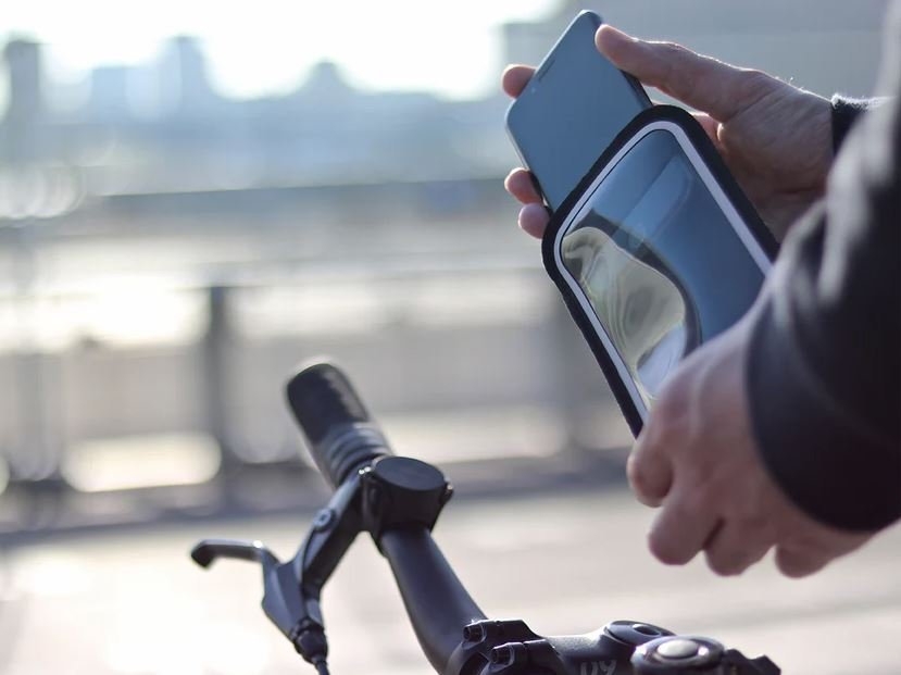 Këllëf magnetik për smartphone Shapeheart, madhësia XL, i zi