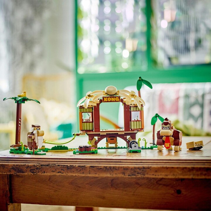 Set LEGO® Super Mario™ 71424 Donkey Kong's Tree House - Expansion, 555 pjesë