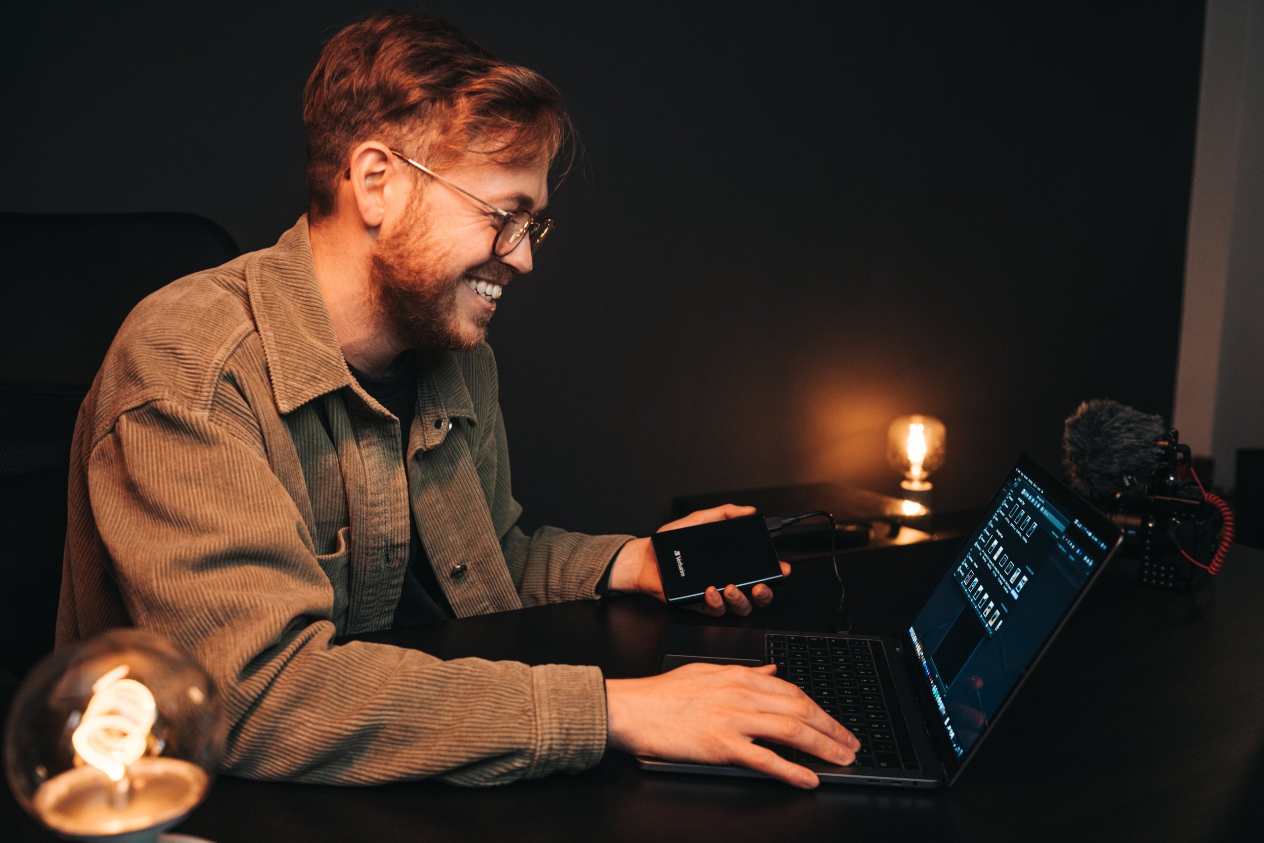 SSD portabël Verbatim Store n Go Slim, 1TB, USB 3.2 Gen 1 USB C, i zi