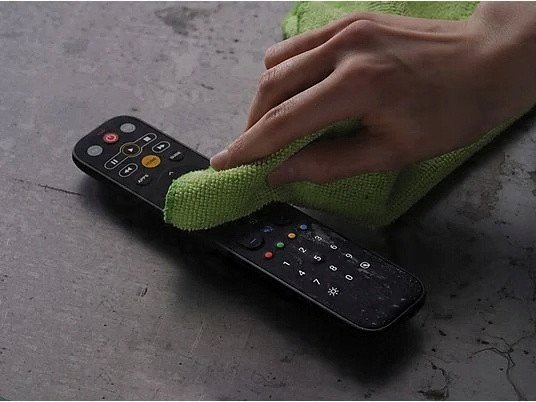 Telekomandë universale One for All EazyClean 2in1, me dritë, e zezë