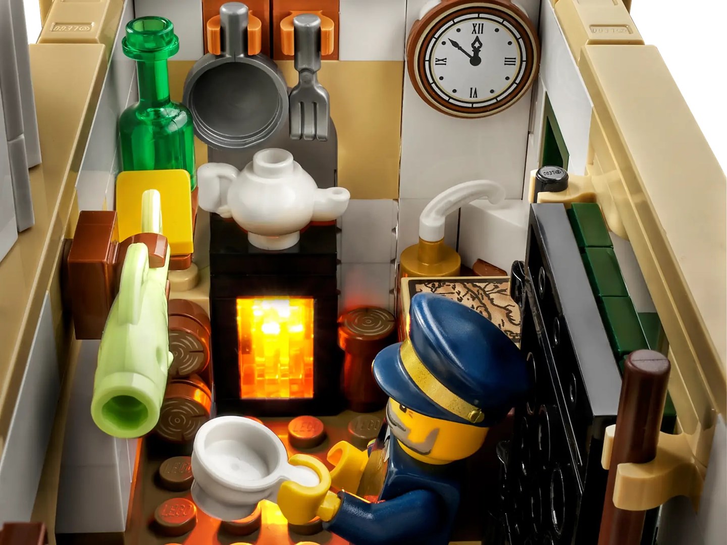 Set ndërtimi LEGO Ideas Motorized Lighthouse 21335, motor i motorizuar, mbi 2000 pjesë, shumëngjyrësh